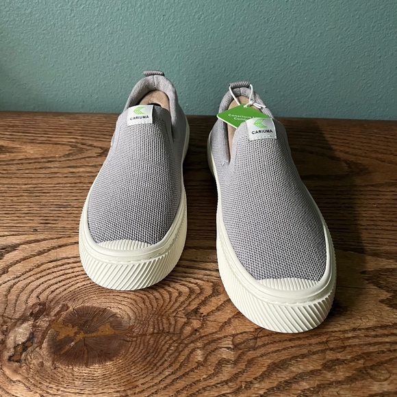 Cariuma IBI Slip On Pale Gray Knit Sustainable Sneaker Size 7 NWT - Picture 1 of 9